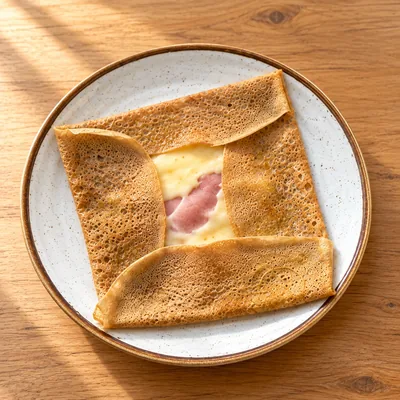Galette Mista de trigo-sarraceno, com fiambre e queijo Emmental